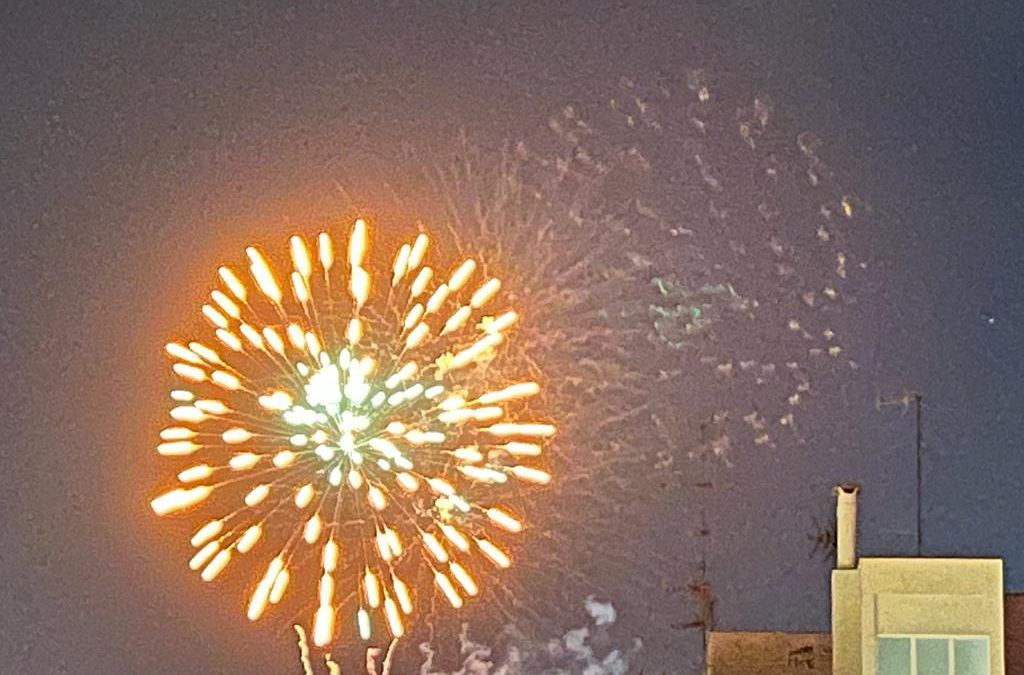 Con los fuegos artificiales finaliza La Fiesta Mayor