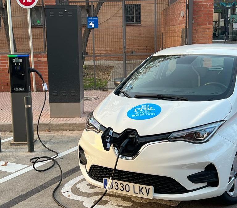 El Prat ja té cotxe elèctric compartit