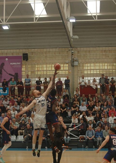 El CB Tizona vence al CB Prat por 60 a 76