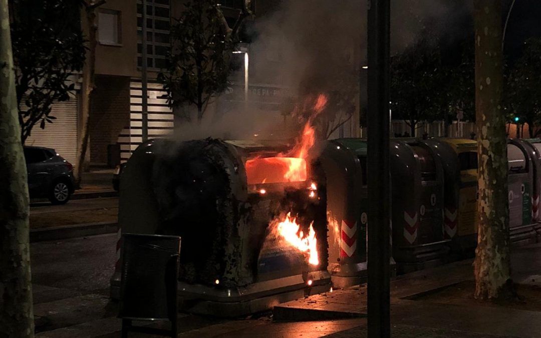Nueva noche de altercados en Sant Cosme