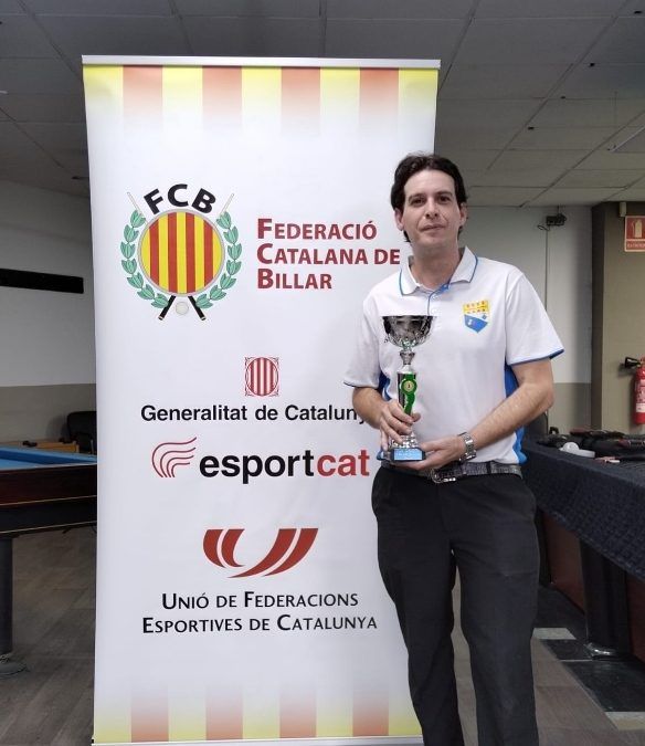 El Pratenc Alejandro Íñigo Grisaleña, campió de Catalunya de billar a tres bandes