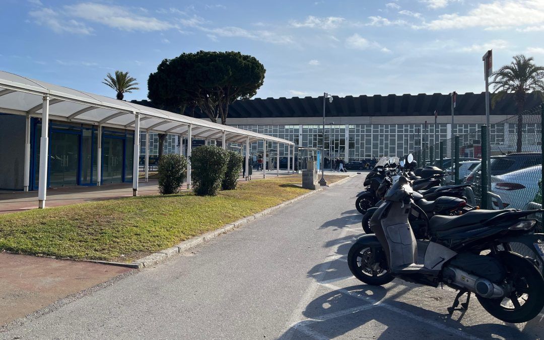 L’Aeroport del Prat crearà 930 places controlades per a l’estacionament de motocicletes