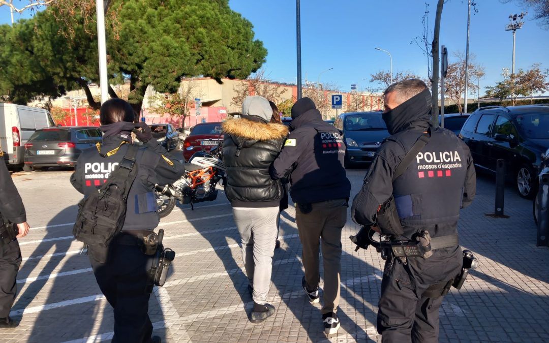 Balanç oficial de la darrera operació policial contra el tràfic de drogues. Les imatges de l’actuació.