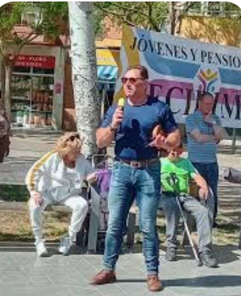 Jóvenes y pensionistas decidimos cobrarán la subvención de los partidos y sus concejales cobrarán dietas y salarios