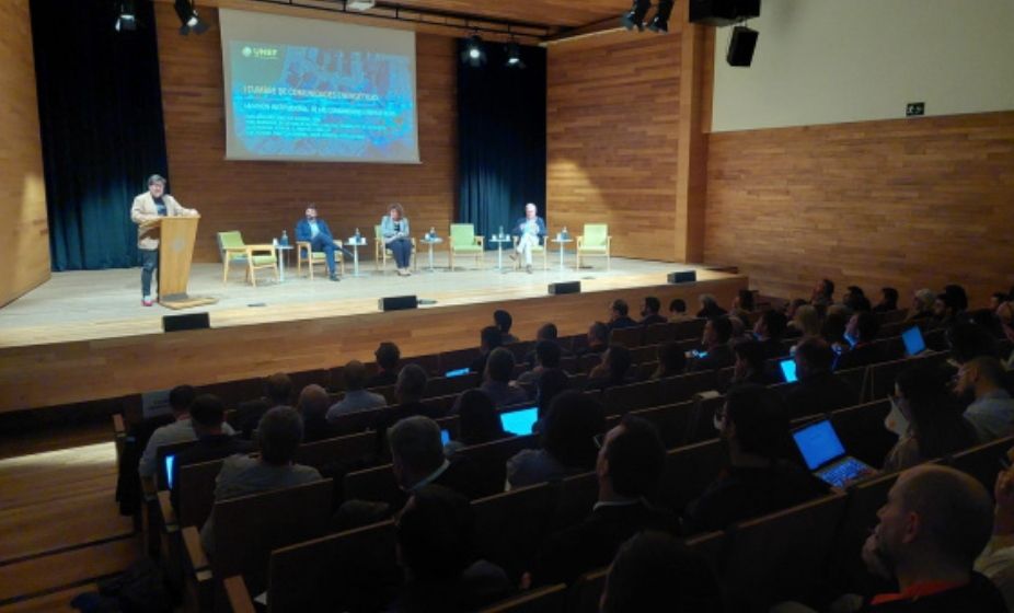 El Prat acull la cimera de les comunitats energètiques