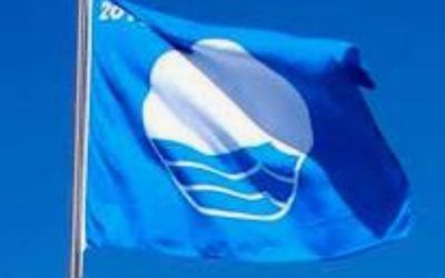 La platja del Prat es torna a quedar sense bandera blava