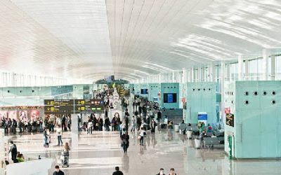 L’Aeroport del Prat registra sis mesos consecutius amb rècord històric de passatgers