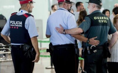 Detingut un home a l’aeroport del Prat acusat de maltractament a la seva parella