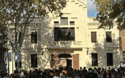 El lleure no funciona si l’Ajuntament no col.labora: protesta de tres entitats de lleure a la plaça de la Vila
