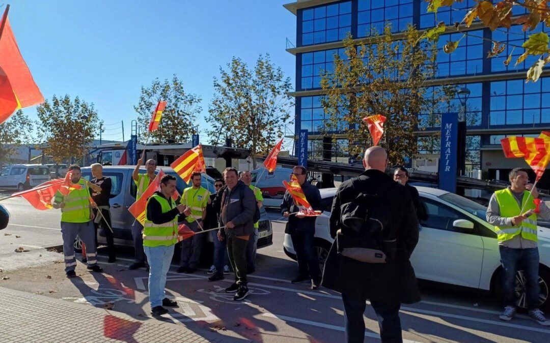 Treballadors d’Ilunion convoquen vaga a la planta d’Amazon del Prat