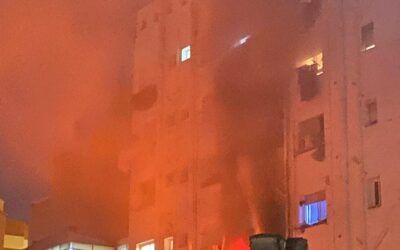 Incendi en un edifici d’El Prat de Llobregat deixa quatre ferits lleus la nit de Nadal. La crónica dels fets