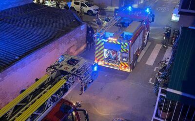 Incendi de matinada en un local del carrer Catalunya sense ferits greus