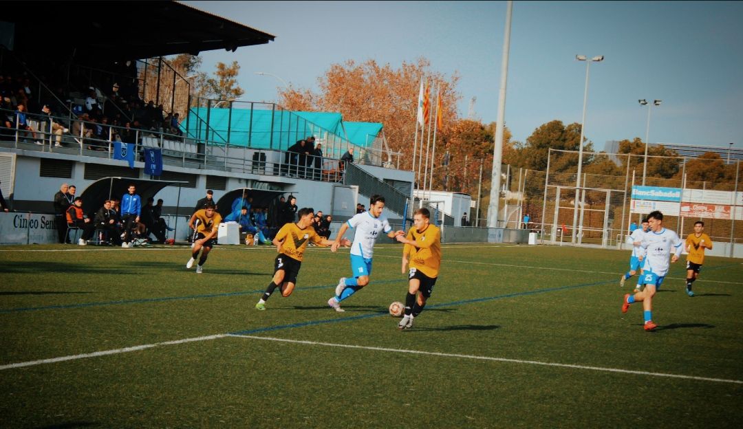 L’AE Prat cau davant l’Europa B i es manté en zona de descens (0-2)