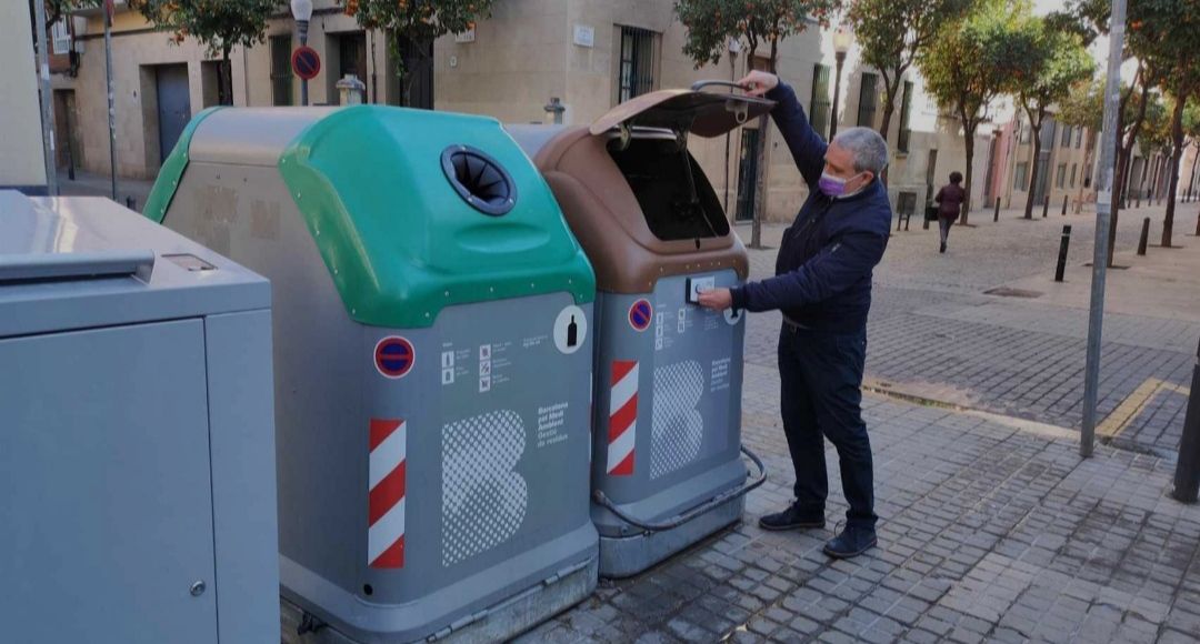 El comerç del Prat, en peu de guerra contra l’impost de les escombraries