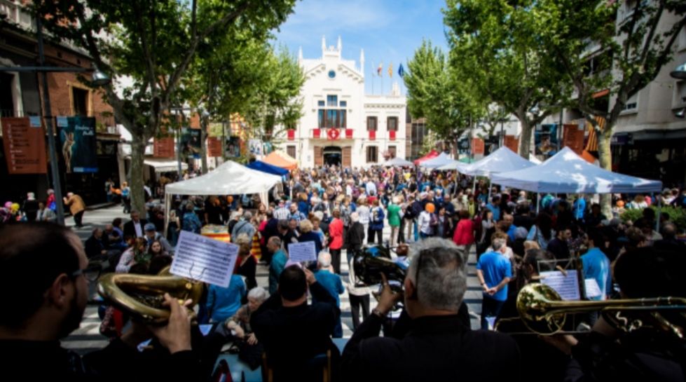 Tot a punt per a la Diada de Sant Jordi al Prat