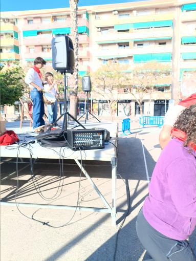 El Prat balla al ritme de la tradició amb Picacrestes