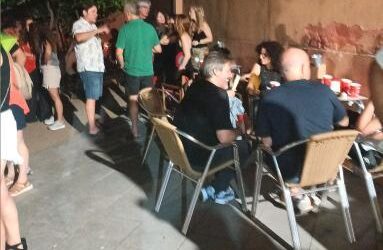 El Prat viu una nova edició de la Nit de Tapes al Mercat Municipal