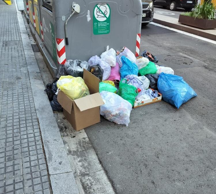 Hartos ¿Hasta cuándo tendremos que soportar la mala gestión del servicio de basuras?