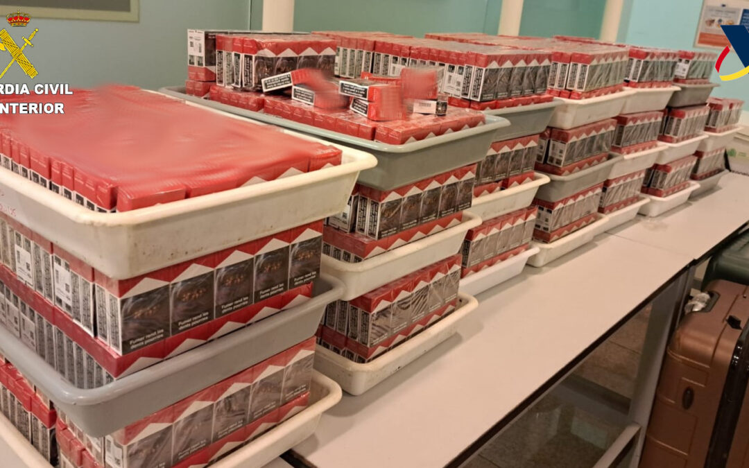 Detingut a l’Aeroport  amb gairebé 4.000 paquets de tabac de contraban