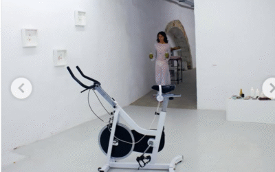 Auri Alós despulla el mite del benestar femení amb “Pink Pilates Princess»