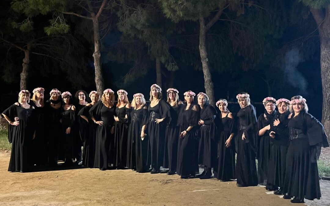 La Casa Ibero Celta del Prat celebra el seu primer Samhain en una nit de rituals, castanyes i comunitat