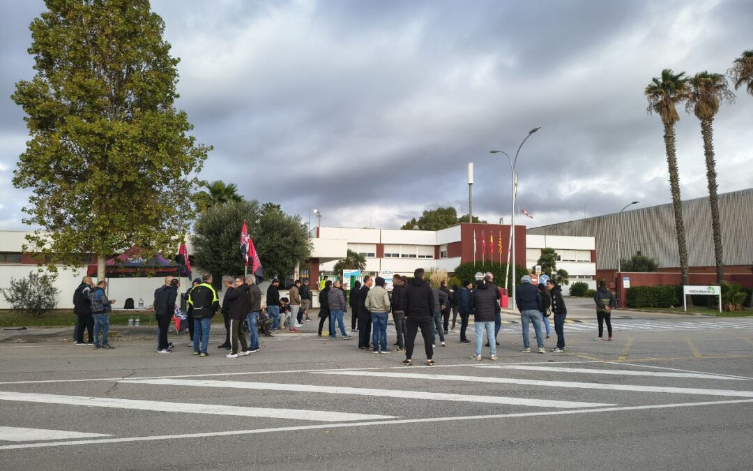 Vaga indefinida a Archroma: els treballadors denuncien condicions laborals deficients