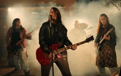 Toys R Fuzz: música amb causa al Prat per adolescents amb càncer