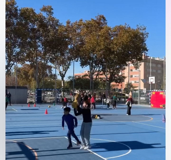 Noves pistes esportives a La Granja: un matí de festa al barri