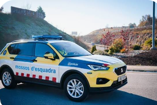 Intent de robatori amb arma blanca al carrer Enric Morera: una veïna alerta del perill