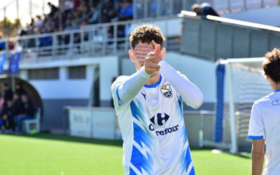 Castelldefels i Prat s’enfronten en un duel carregat d’història i necessitats oposades