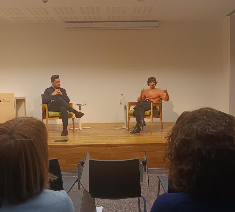 Paula Kuffer reflexiona sobre la memòria en un món saturat d’estímuls