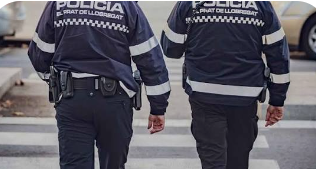 No poden ni seure tranquils a una Terrassa. Quan la inseguretat es normalitza.