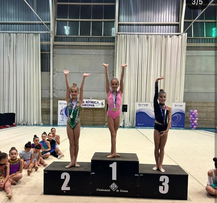 El club de gimnàstica rítmica del Prat destaca amb podis en la Copa Base