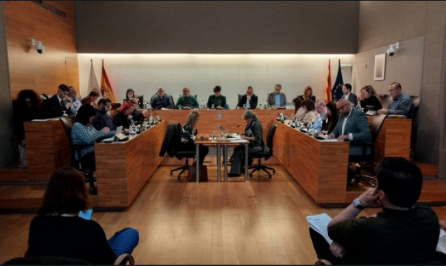 La corresponsabilitat en les cures centra la declaració institucional del 8M al Prat