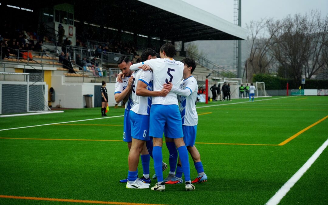 Golejada històrica de l’AE Prat a Vilafranca (2–7) que impulsa l’equip a l’ascens
