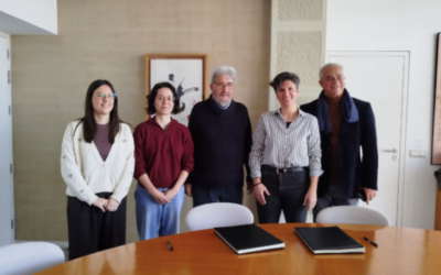 El Prat i l’Associació d’Ex-Presos Polítics del Franquisme segellen un conveni per reforçar la memòria democràtica