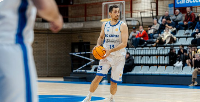 El TQ‑CB Prat encadena la vintena victòria consecutiva en una nit rodona a Mallorca