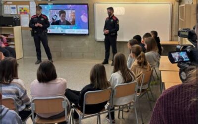 El pla pilot per incorporar un mosso a centres educatius encén el debat i genera confusió a El Prat