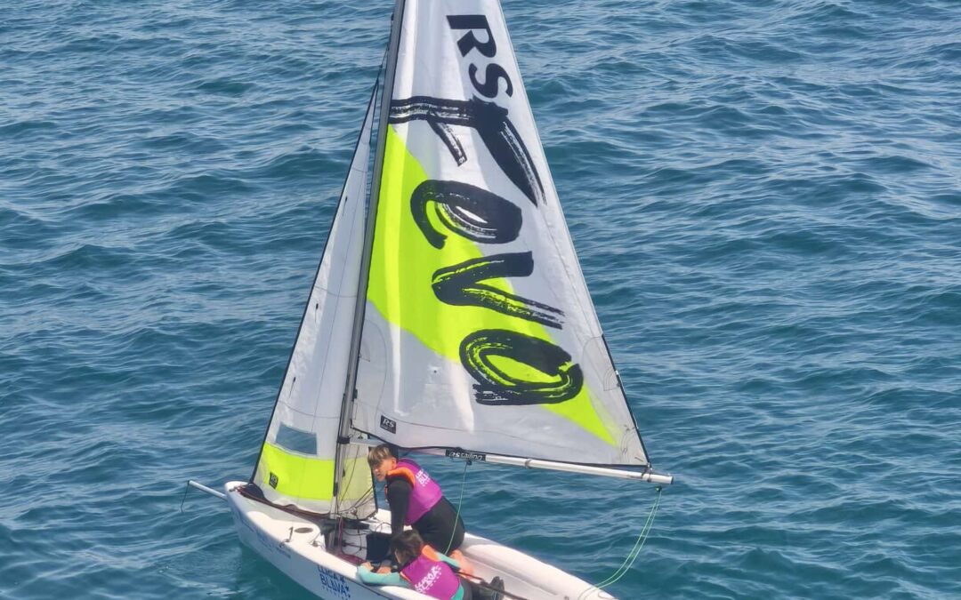 El Prat de Vela es col·loca segon en la primera ronda després de la jornada al Port Vell