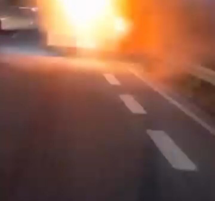 Autobús de la línia L‑78 incendiat a última hora del vespre