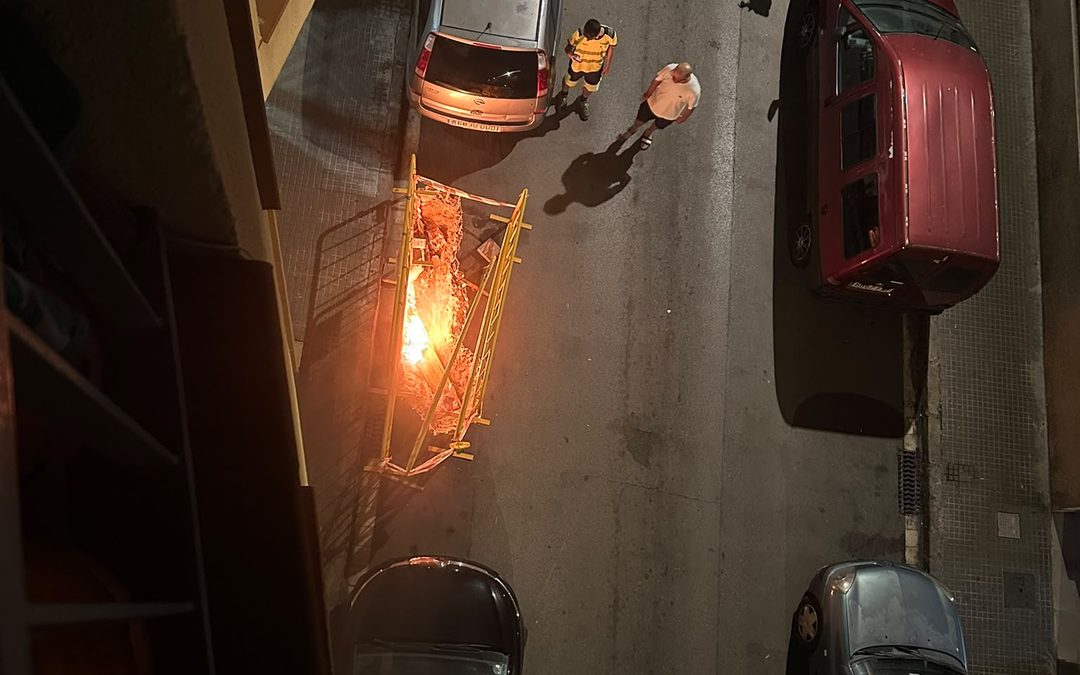 Gerard Valverde reclama solucions immediates pels talls i incendis a la xarxa elèctrica de la plaça Roigé i Badia