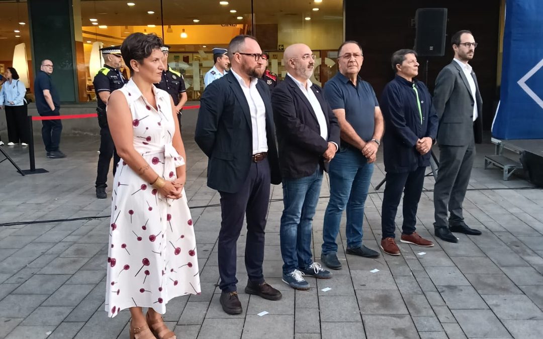El Prat commemora la Diada reivindicant el catalanisme popular i el rebuig a l’ampliació de l’aeroport
